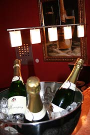 Champagner Bar (Foto: Martin Schmitz)